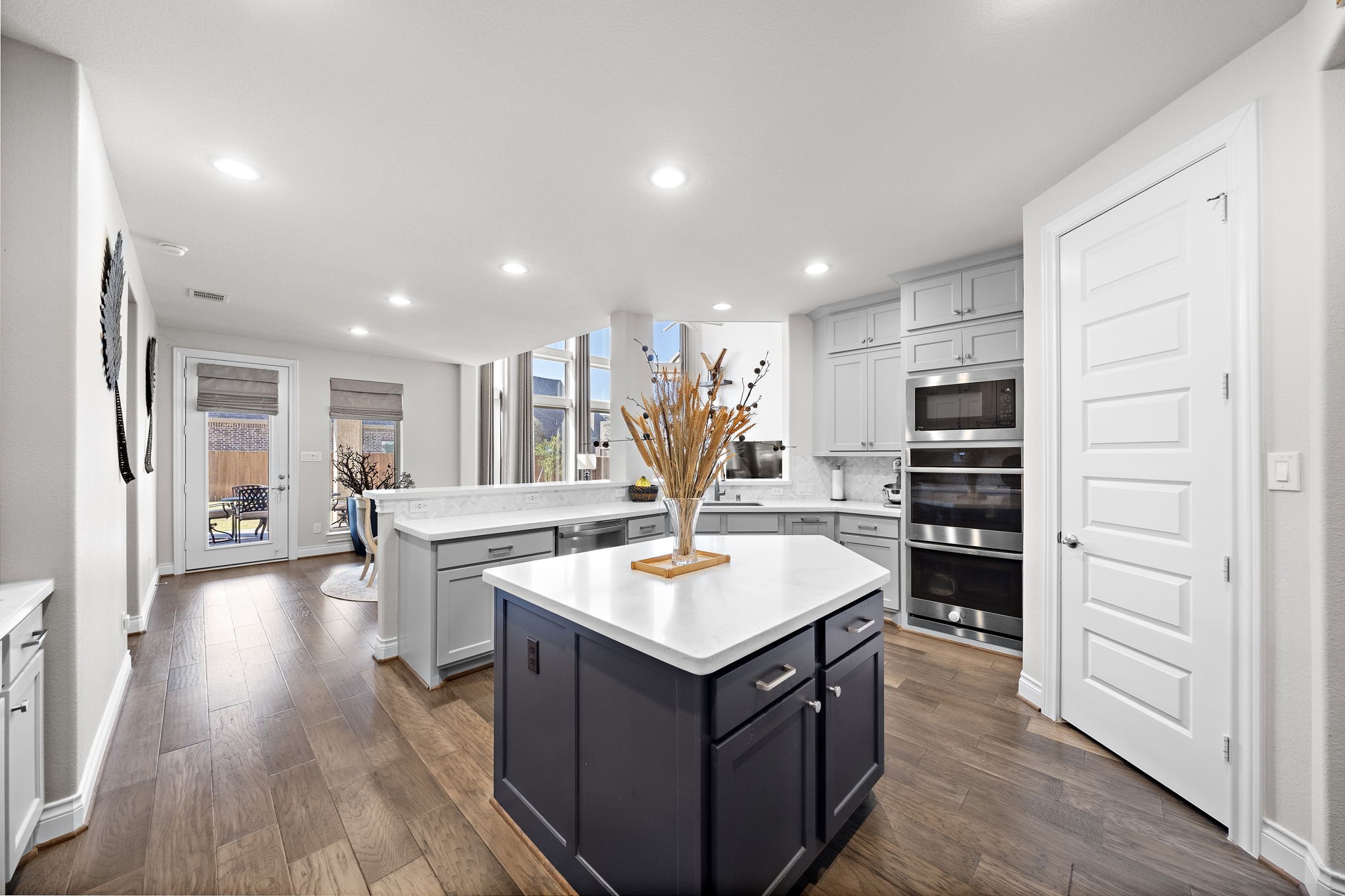 2802 Merlin Way Katy, TX 77493 - Photo 14 of 42