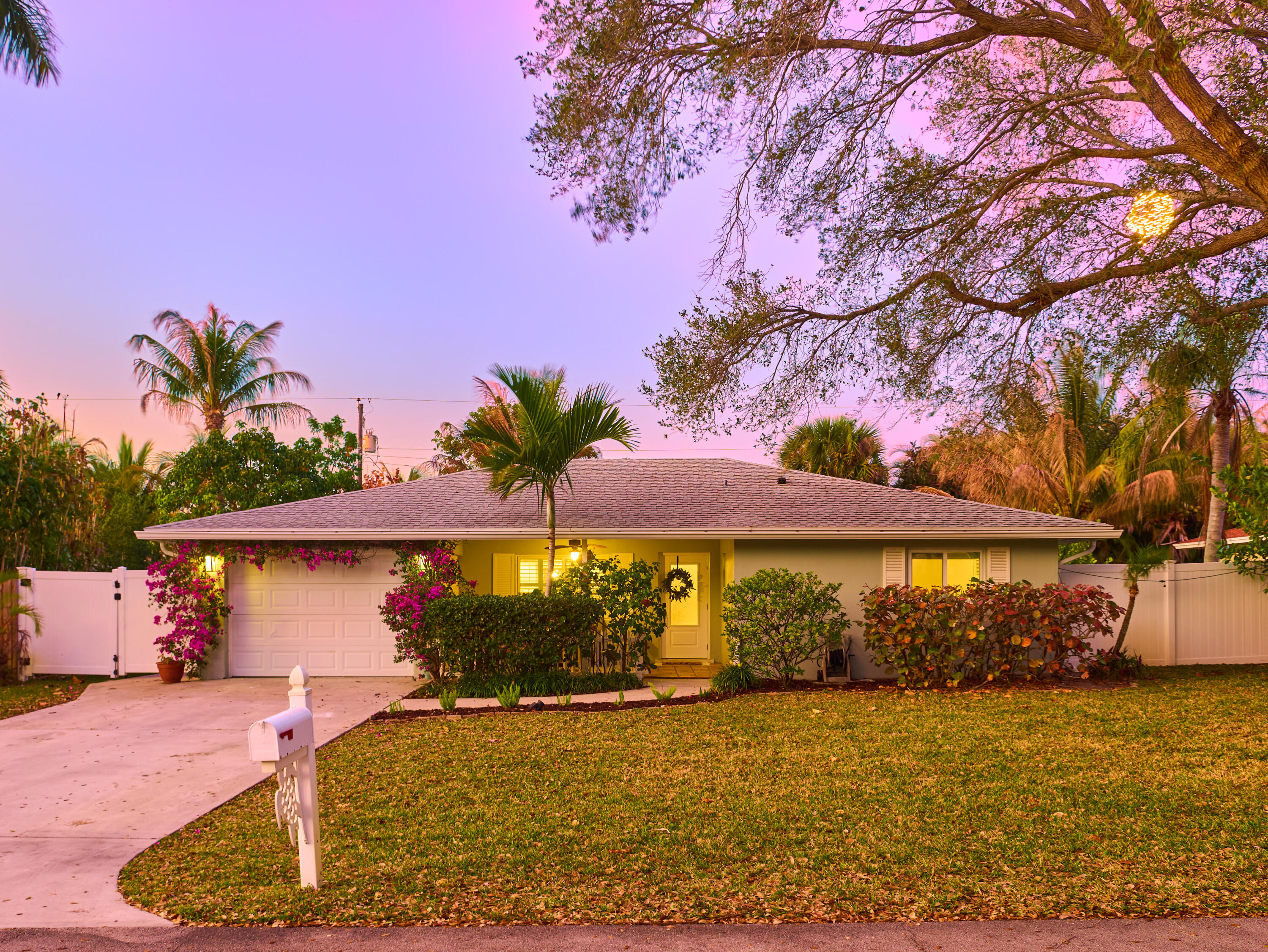 359 Church Road Tequesta, FL 33469 - Photo 28 of 30 a view of a backyard