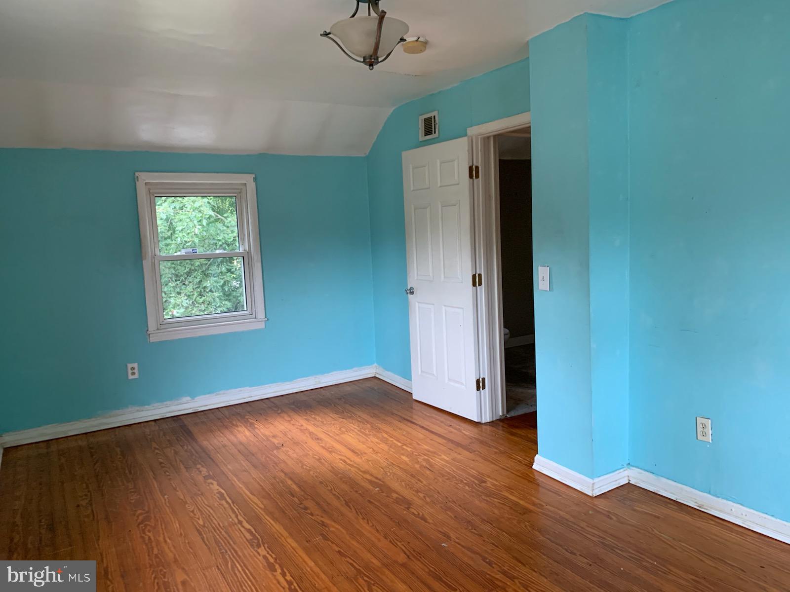 7010 Greeley Road Landover, MD 20785 - Photo 6 of 16 INTERIOR