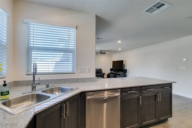 $345,000 | 2754 Frosted Teal Avenue, North Las Vegas, NV 89086