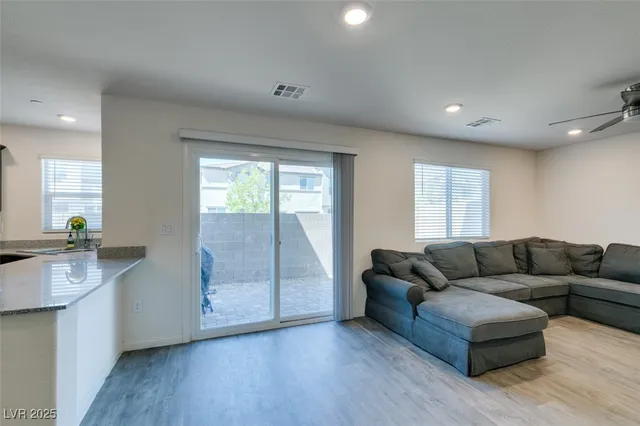 $345,000 | 2754 Frosted Teal Avenue, North Las Vegas, NV 89086