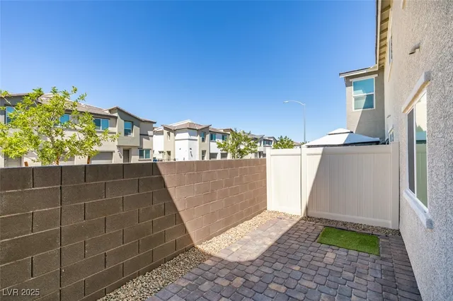 $345,000 | 2754 Frosted Teal Avenue, North Las Vegas, NV 89086