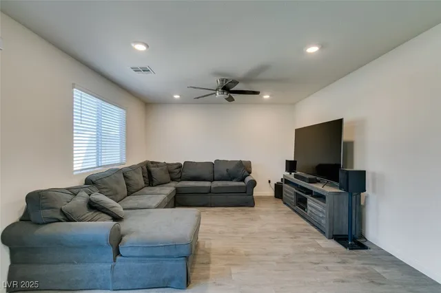 $345,000 | 2754 Frosted Teal Avenue, North Las Vegas, NV 89086