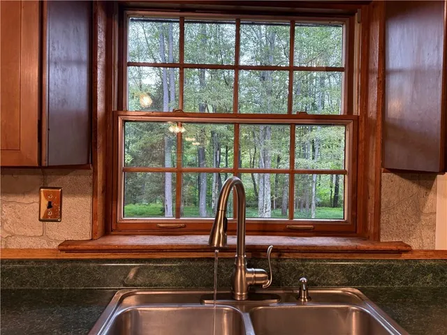 $425,000 | 698 Austin Boulevard, Acme, PA 15610