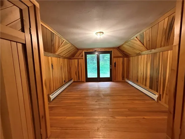 $425,000 | 698 Austin Boulevard, Acme, PA 15610