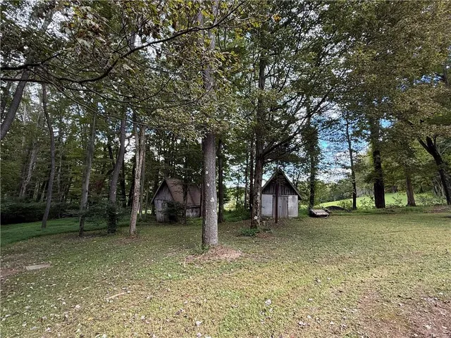 $425,000 | 698 Austin Boulevard, Acme, PA 15610