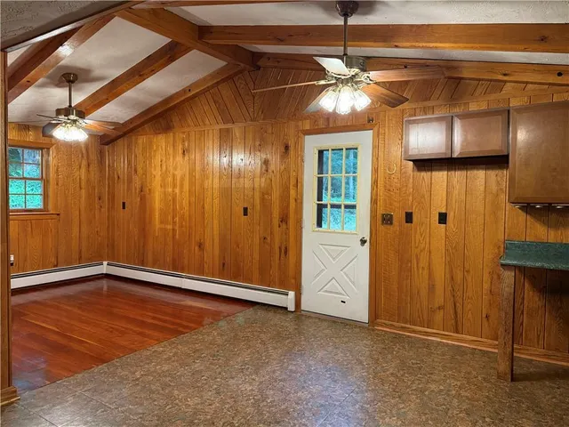 $425,000 | 698 Austin Boulevard, Acme, PA 15610