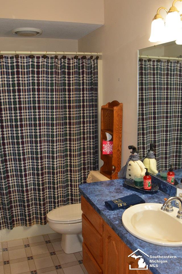 2806 Consear Road Lambertville, MI 48144 - Photo 23 of 36 31373329-22.JPG