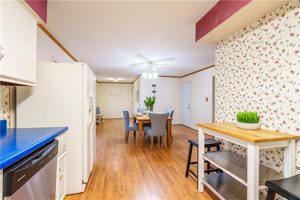 8054 Lieber Road Indianapolis, IN 46260 - Photo 13 of 42 Gallery Image 13