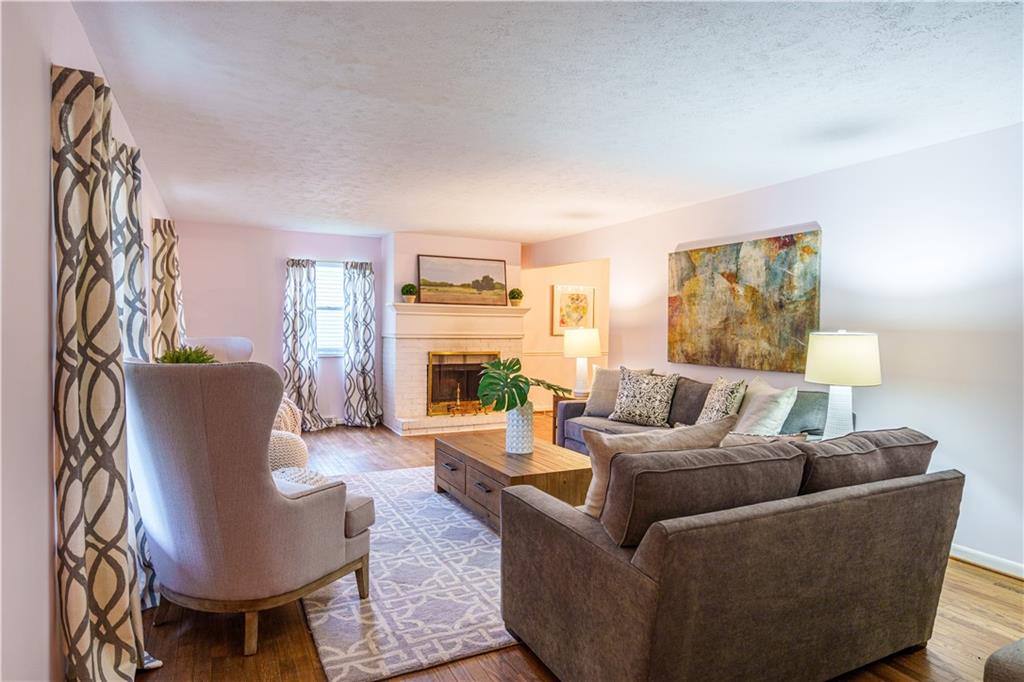 8054 Lieber Road Indianapolis, IN 46260 - Photo 7 of 42 Gallery Image 7