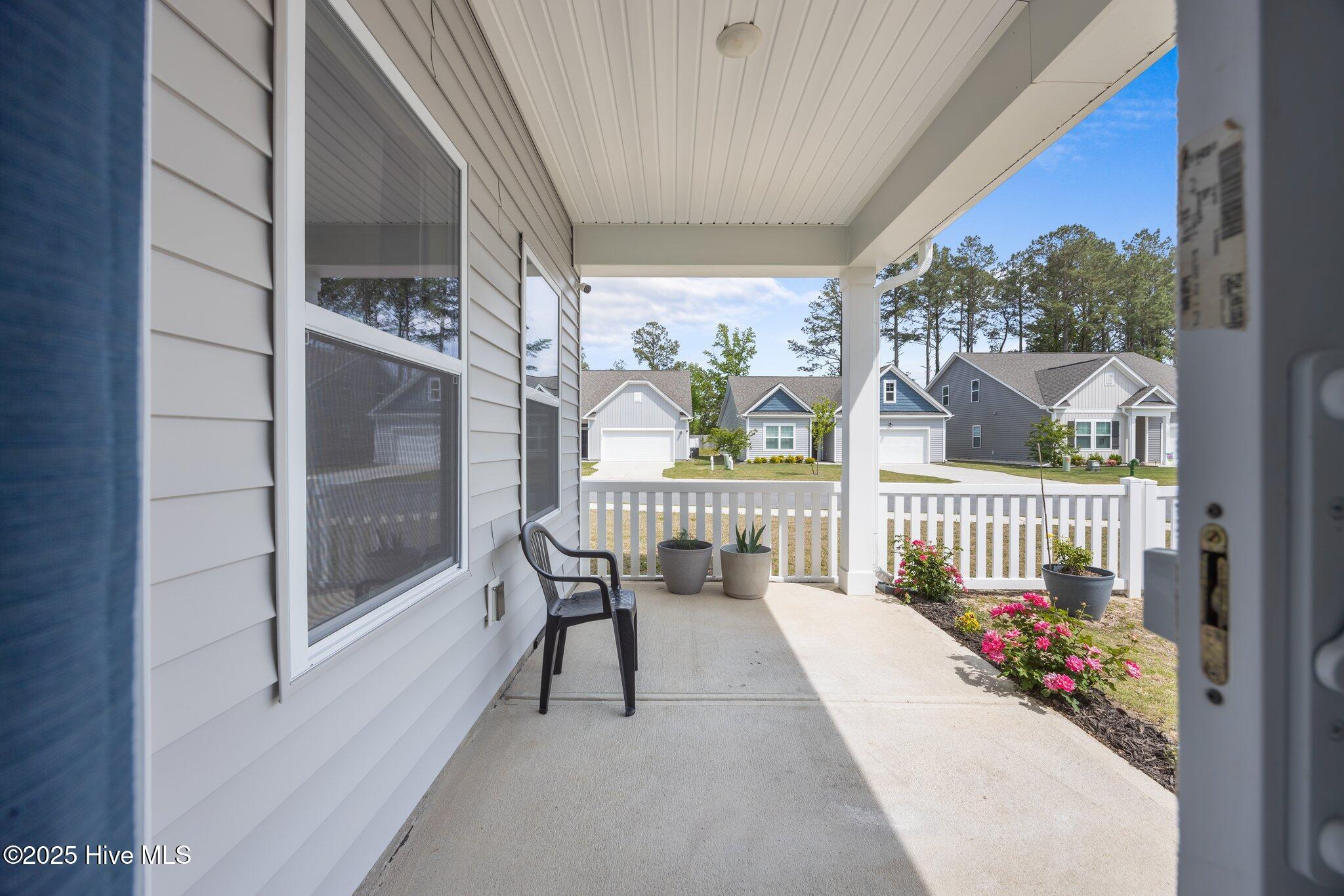 1008 Rodanthe Drive New Bern, NC 28562 - Photo 31 of 50 Large Covered Rear Porch