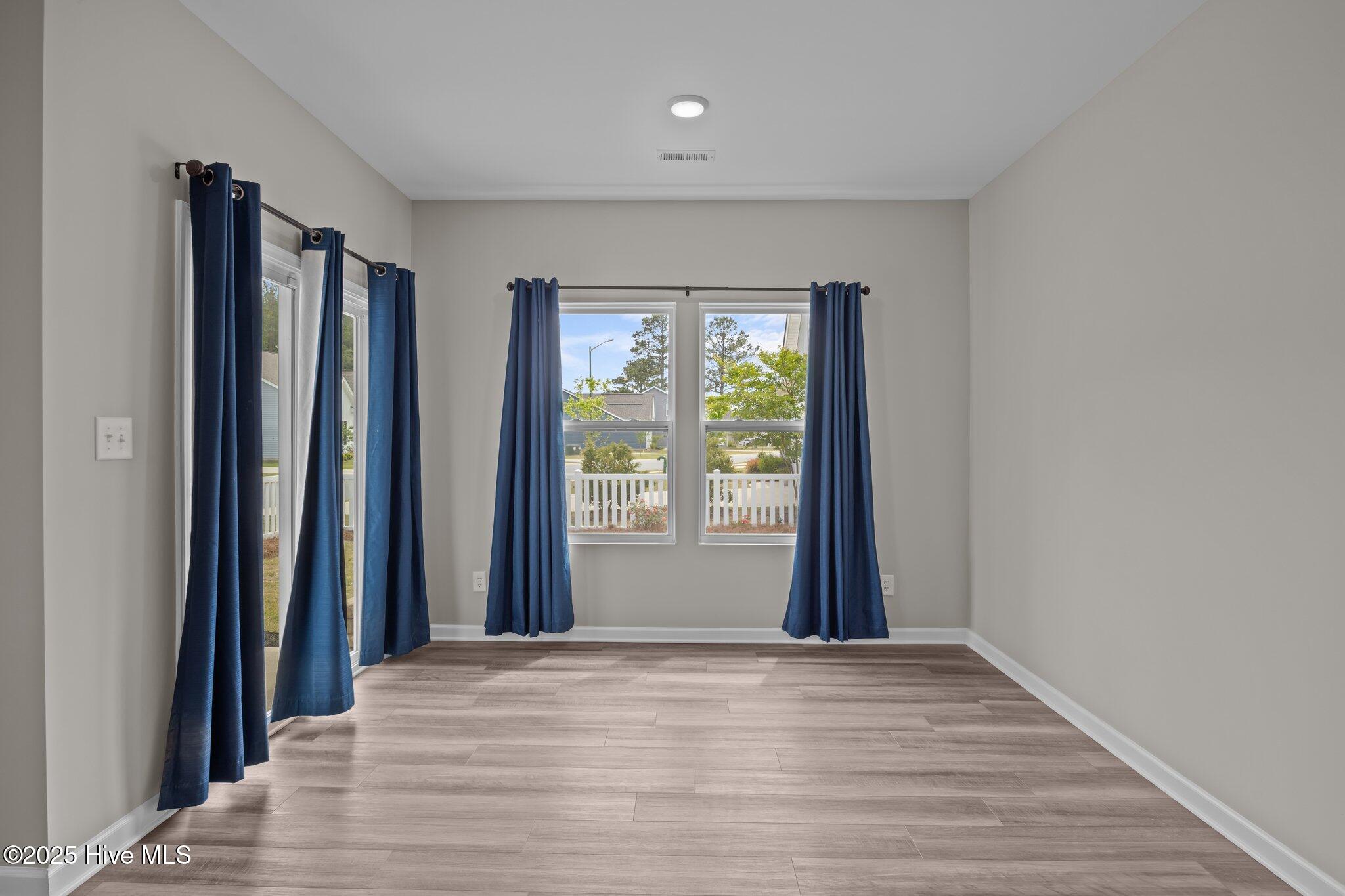 1008 Rodanthe Drive New Bern, NC 28562 - Photo 5 of 50 Dining Area