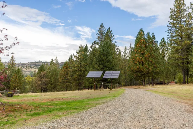 $950,000 | 10070 Swiss Ranch Road, Mountain Ranch, CA 95246