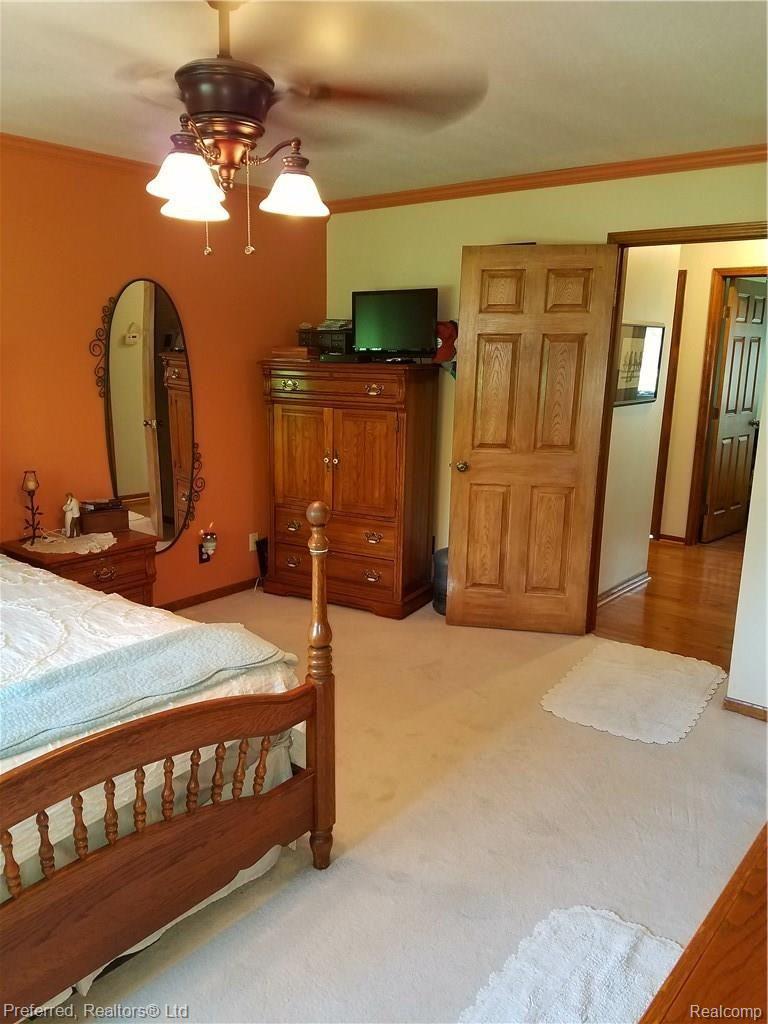 24489 Waltz Road New Boston, MI 48164 - Photo 28 of 49 mstr1.jpg