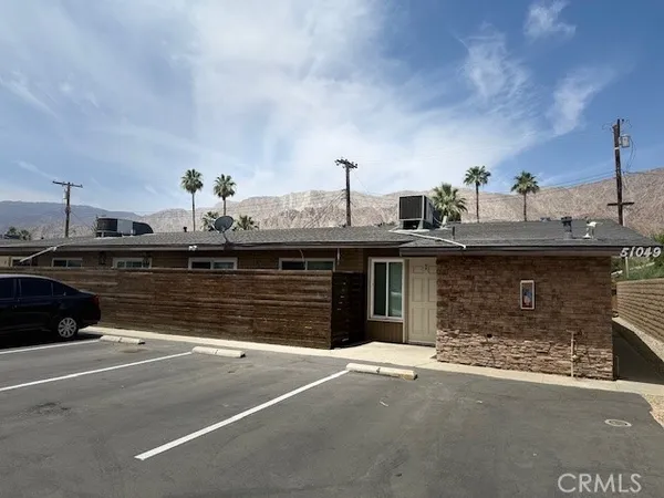 $1,995 | 51099 Eisenhower Drive, Unit F, La Quinta, CA 92253