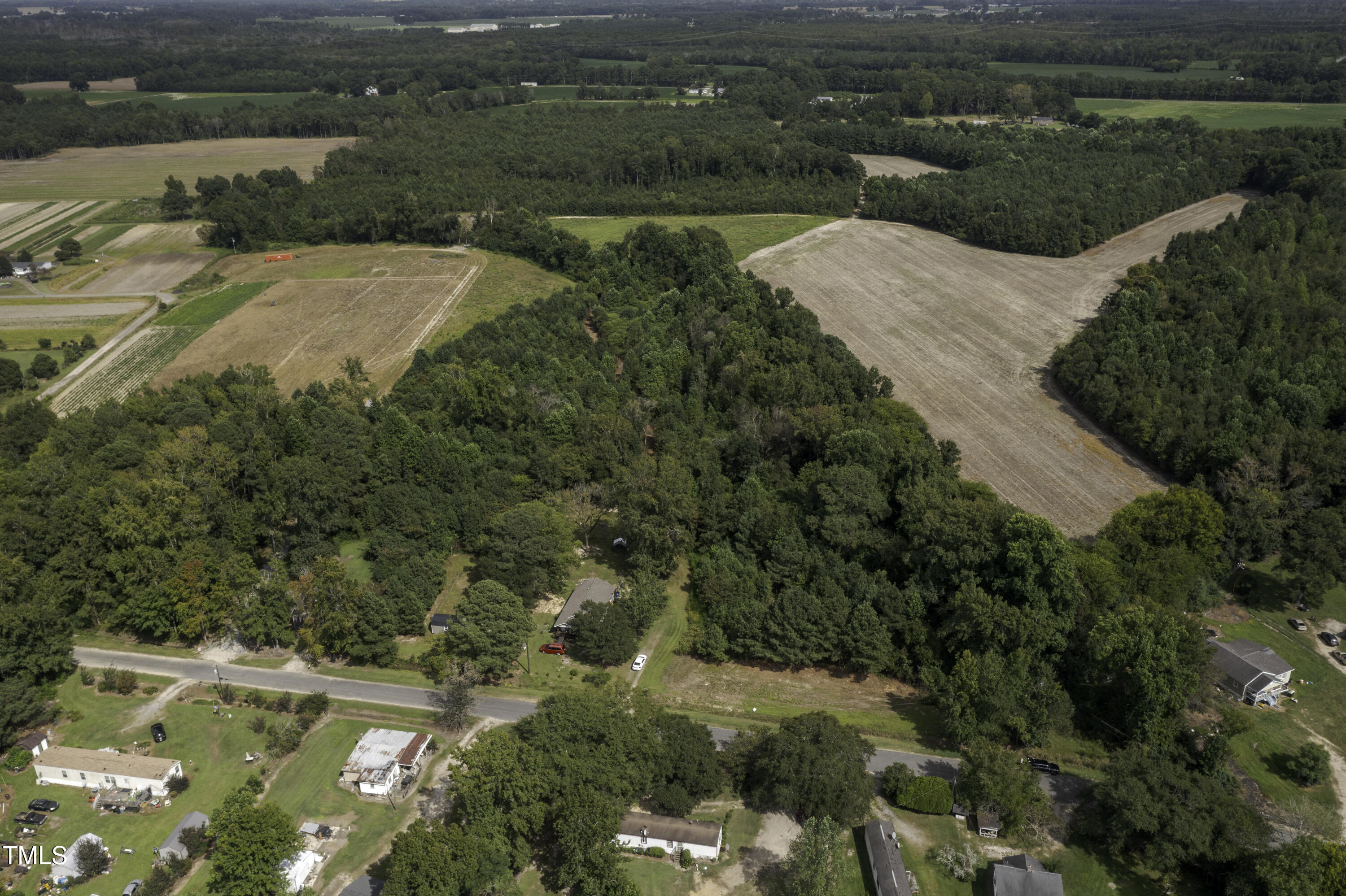8188 Norris Road Dunn, NC 28334 - Photo 4 of 17 DJI_0595