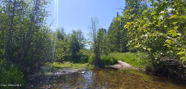 $1,059,000 | 477504 Highway 95, Ponderay, ID 83852