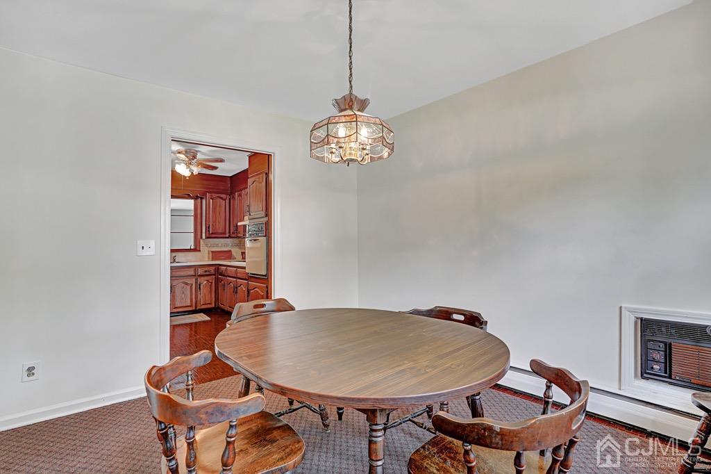 37 Orchard Road Middlesex, NJ 08846 - Photo 8 of 27 Dining room into kitchen