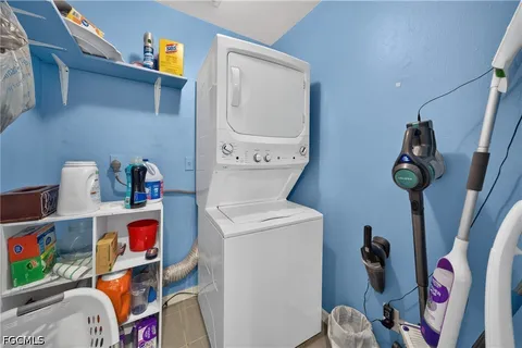 $329,900 | 1212 Southeast 15th Street, Cape Coral, FL 33990