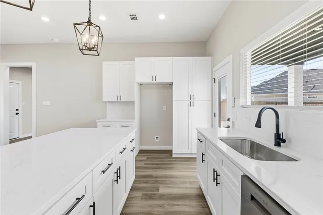 $324,900 | 2105 Zebrina Court, Bryan, TX 77807