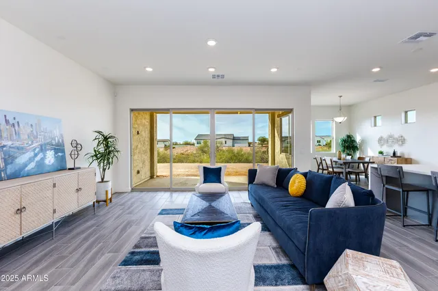 $795,000 | 562 North Sun Road, Apache Junction, AZ 85119