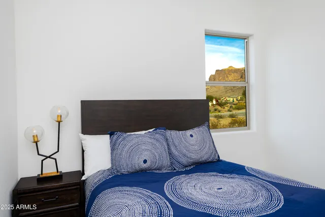 $795,000 | 562 North Sun Road, Apache Junction, AZ 85119