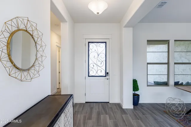 $795,000 | 562 North Sun Road, Apache Junction, AZ 85119