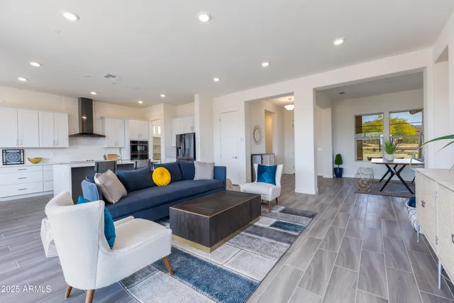 $795,000 | 562 North Sun Road, Apache Junction, AZ 85119