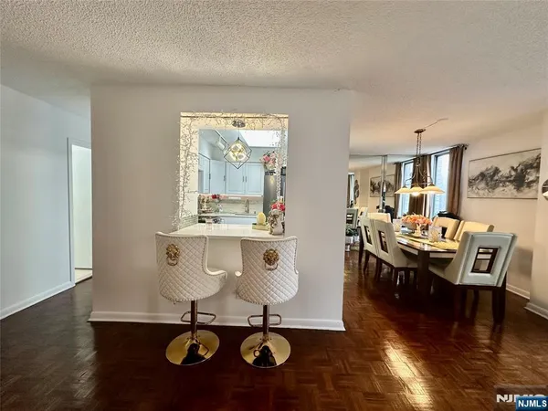 $2,300 | 160 Overlook Avenue, Unit 2D, Hackensack, NJ 07601
