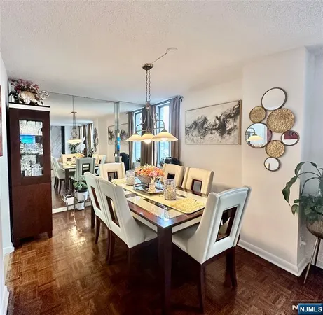 $2,300 | 160 Overlook Avenue, Unit 2D, Hackensack, NJ 07601