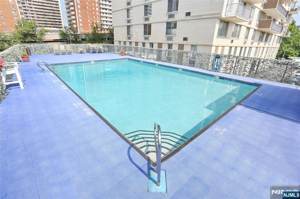 160 Overlook Avenue, Unit 2D Hackensack, NJ 07601 - Photo 26 of 28