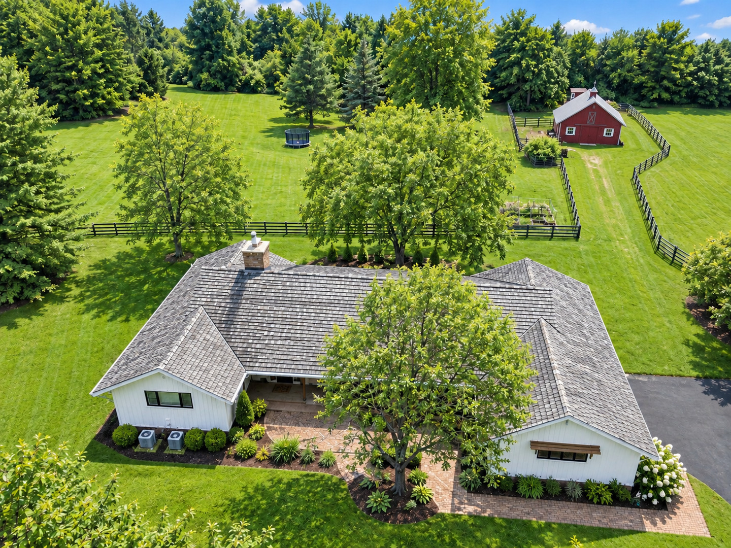11 Ridgecroft Lane Barrington Hills, IL 60010 - Photo 1 of 5 Gallery Image 1