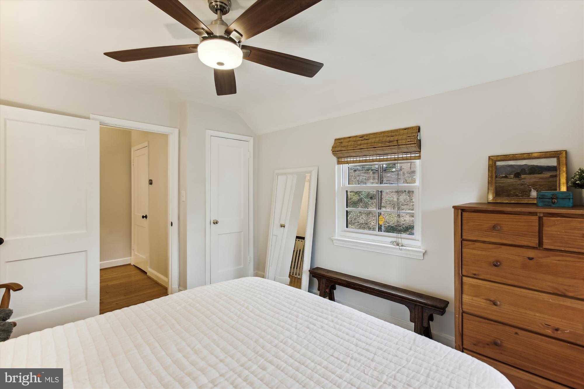 310 Beverley Drive Alexandria, VA 22305 - Photo 18 of 49 Bedroom 2