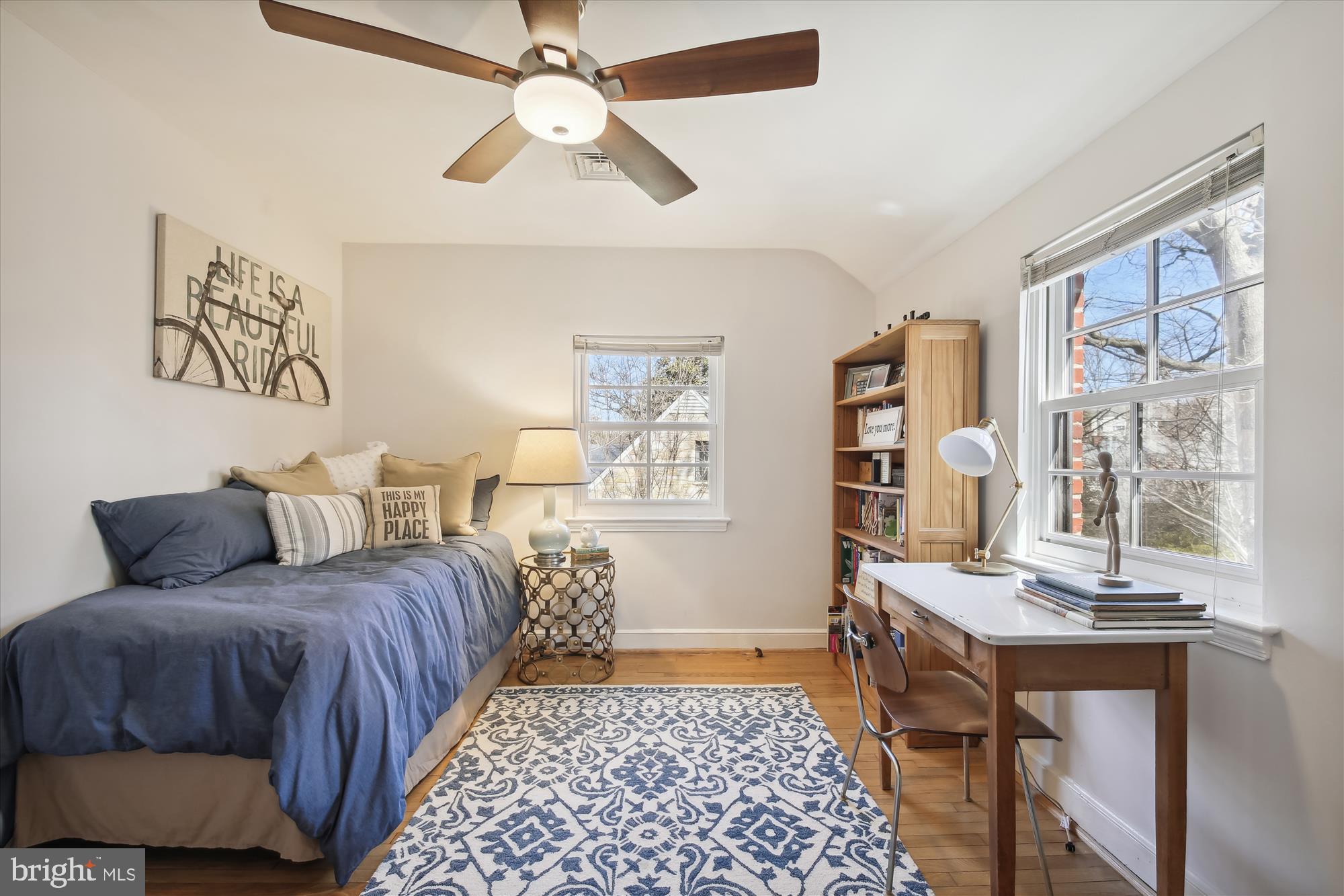 310 Beverley Drive Alexandria, VA 22305 - Photo 20 of 49 Bedroom 3