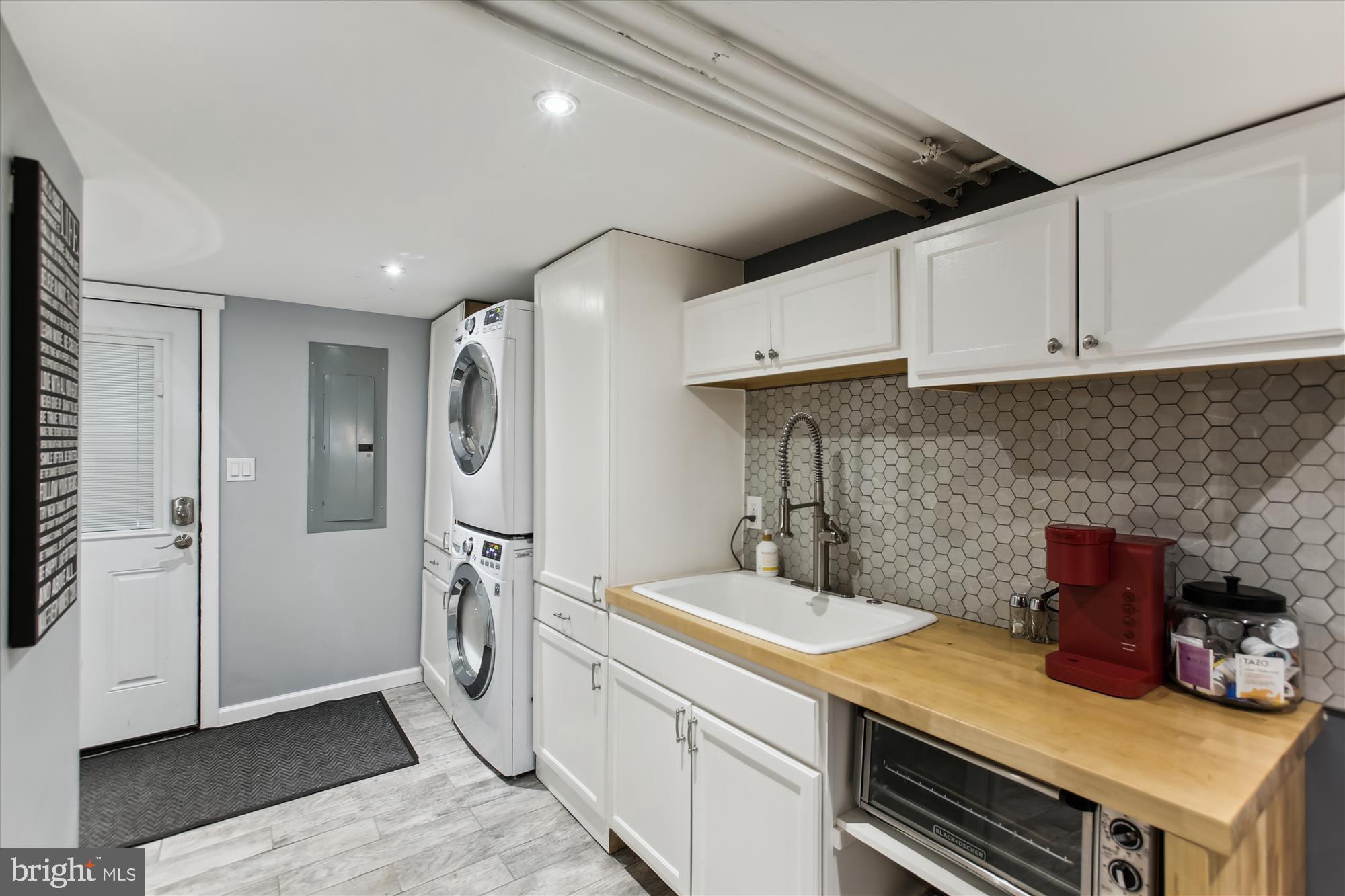 310 Beverley Drive Alexandria, VA 22305 - Photo 26 of 49 Kitchenette in basement w/ full refrigerator