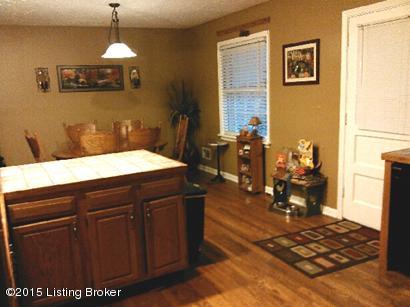 7416 Manslick Road Louisville, KY 40214 - Photo 5 of 26 7416 Manslick Kitchen 2