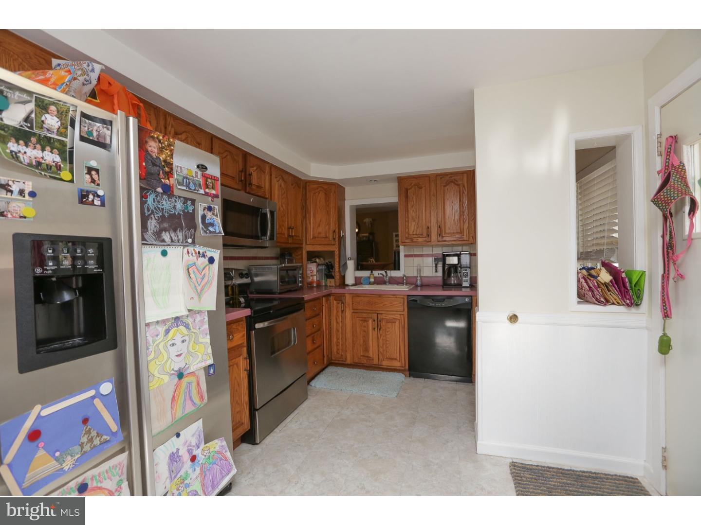 111 Garth Road Oreland, PA 19075 - Photo 11 of 25 Kitchen