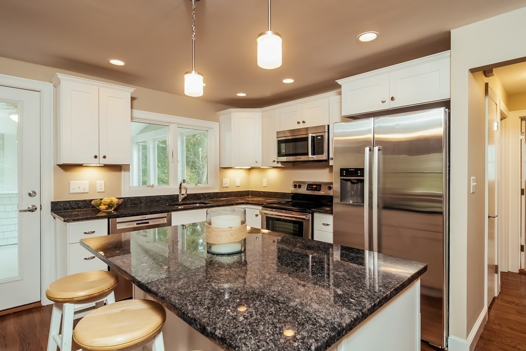 35 Great Meadow Road Newton, MA 02459 - Photo 1 of 19 Gallery Image 1