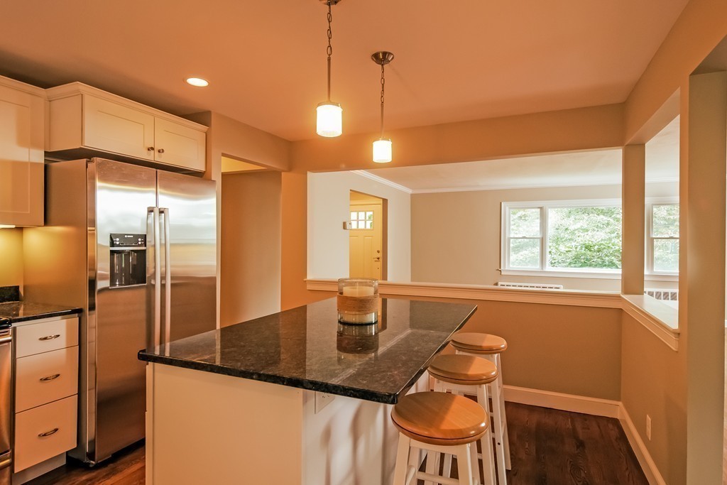 35 Great Meadow Road Newton, MA 02459 - Photo 3 of 19 Gallery Image 3