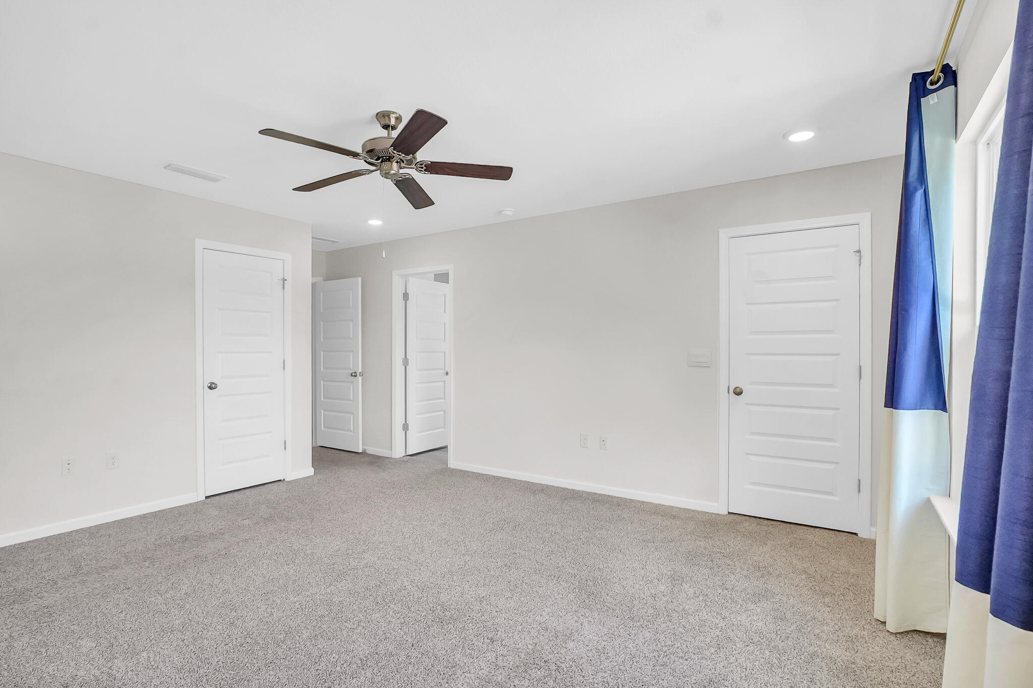 34 Sandywoods Court Freeport, FL 32439 - Photo 19 of 41 a view of an empty room
