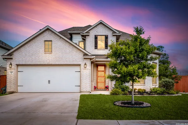 $489,900 | 639 Bindseil Grove, Schertz, TX 78154