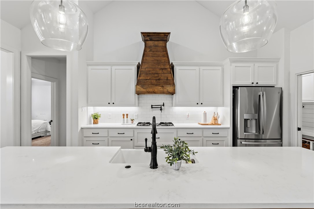 3512 Castine Court Bryan, TX 77808 - Photo 14 of 45 From a magazine!