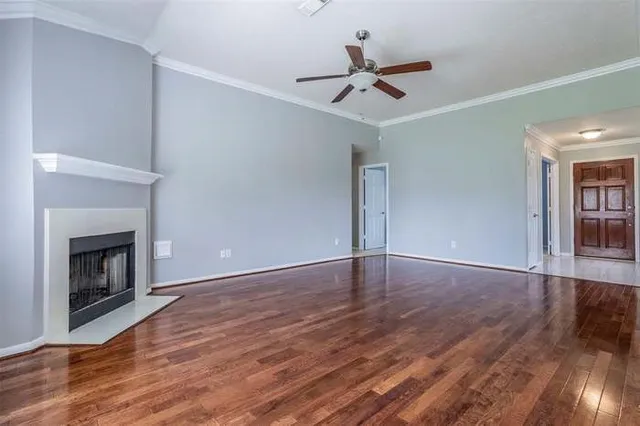 $2,300 | 221 Armand Bay Drive, League City, TX 77539