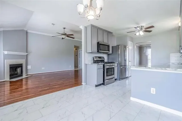 $2,300 | 221 Armand Bay Drive, League City, TX 77539