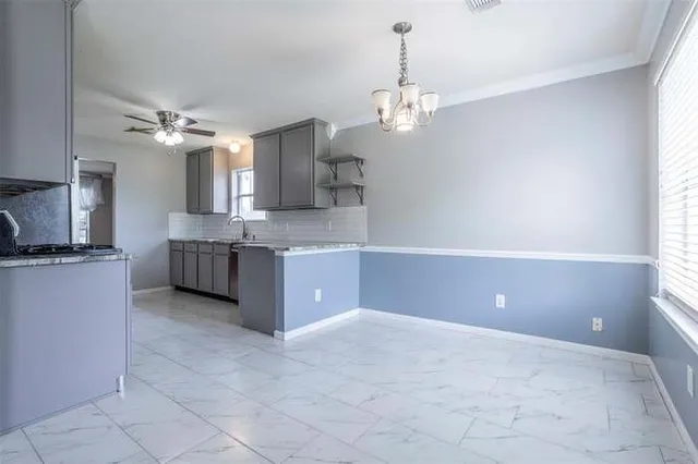 $2,300 | 221 Armand Bay Drive, League City, TX 77539