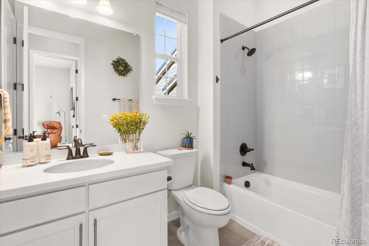 1045 Brocade Drive Highlands Ranch, CO 80126 - Photo 17 of 41