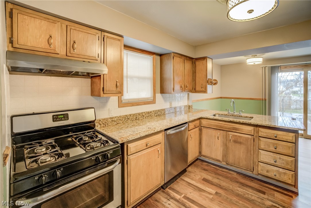 12920 Littleton Road Garfield Heights, OH 44125 - Photo 9 of 24