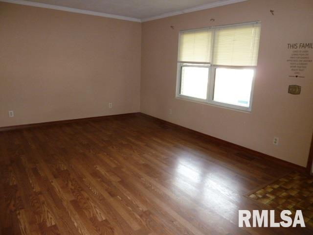 405 Pontiac Road Marquette Heights, IL 61554 - Photo 4 of 24 Gallery Image 4