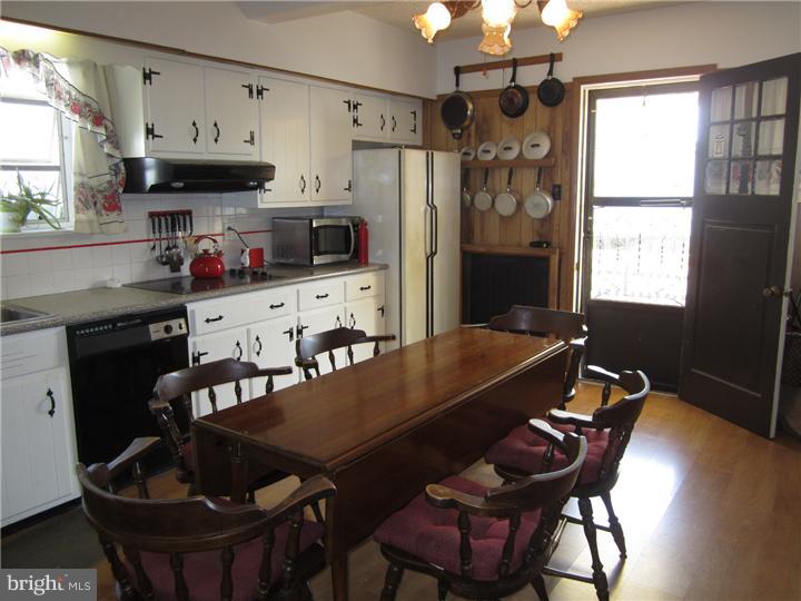 431 Sagamore Road Havertown, PA 19083 - Photo 13 of 25