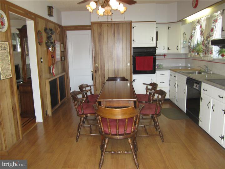 431 Sagamore Road Havertown, PA 19083 - Photo 14 of 25